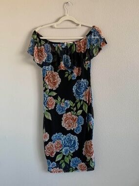 Floral Off-Shoulder Black Midi Dress